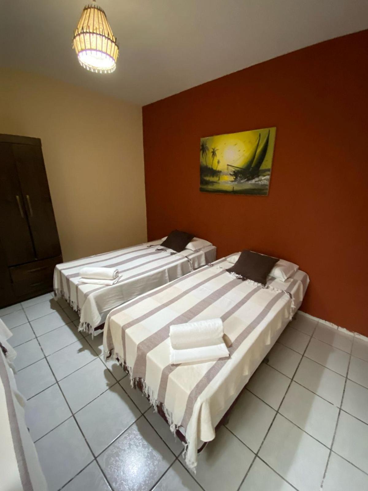 Residencial Dragao Bed & Breakfast
