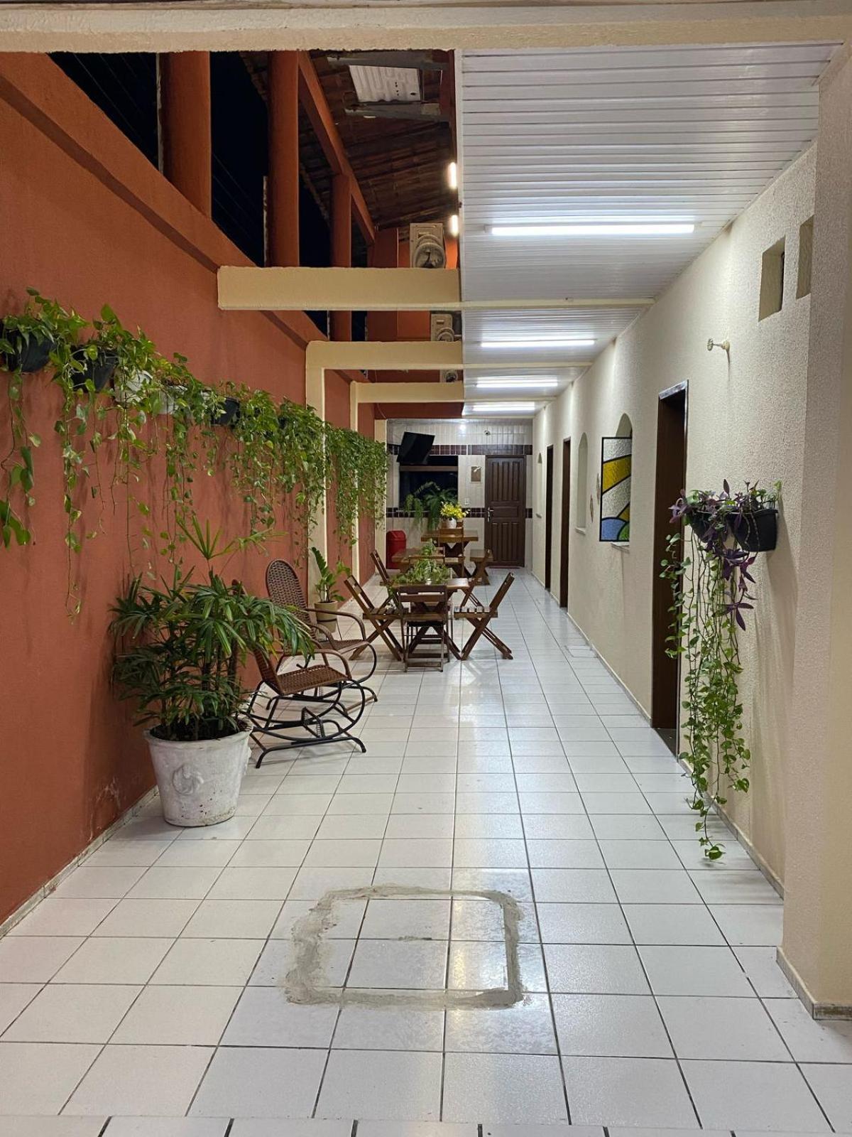 Residencial Dragao Bed & Breakfast