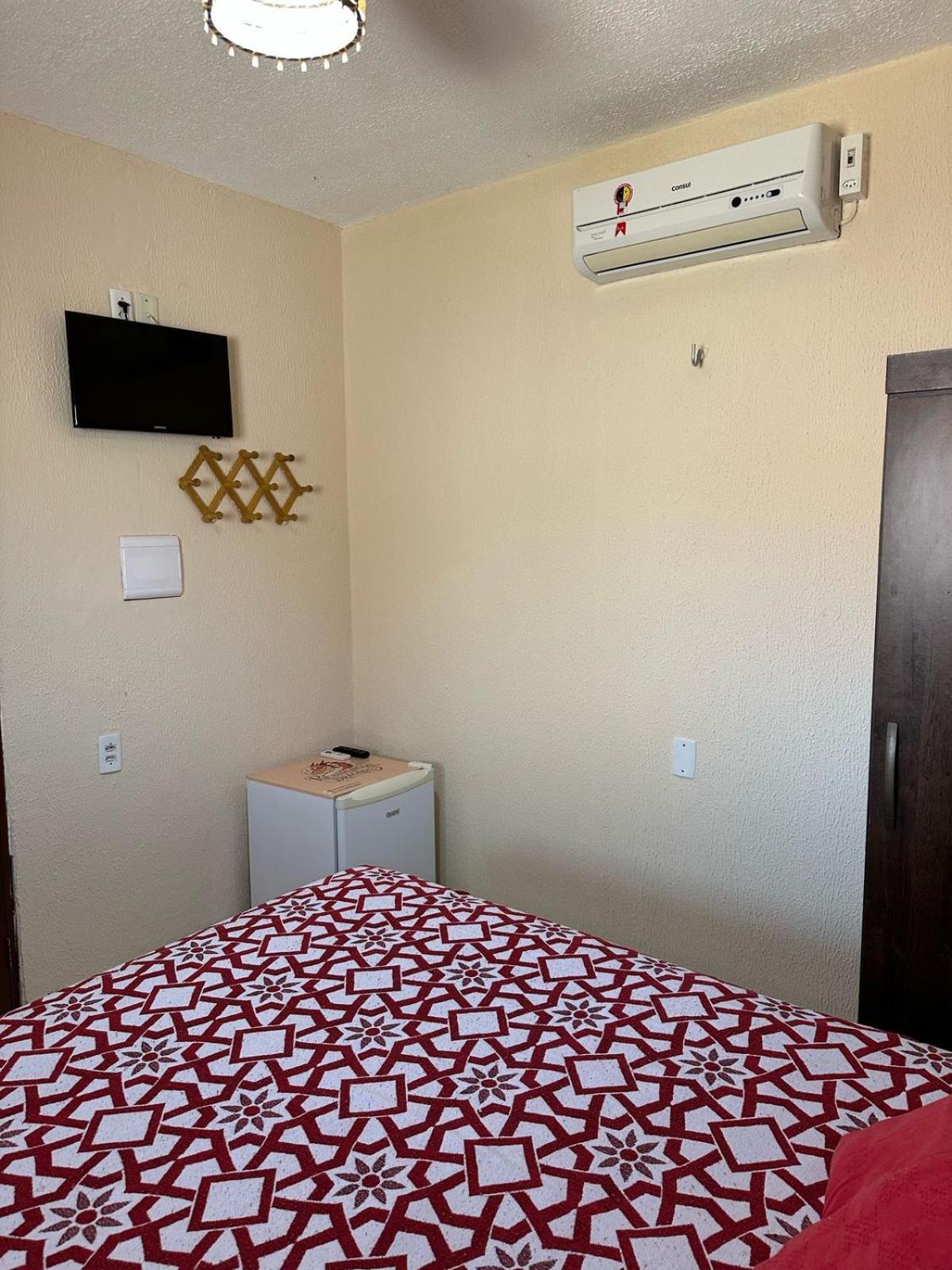 Residencial Dragao Bed & Breakfast *